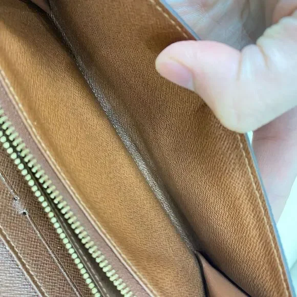 Louis Vuitton Women Pre-Loved Bag Very Good Condition - Picture 7 of 7